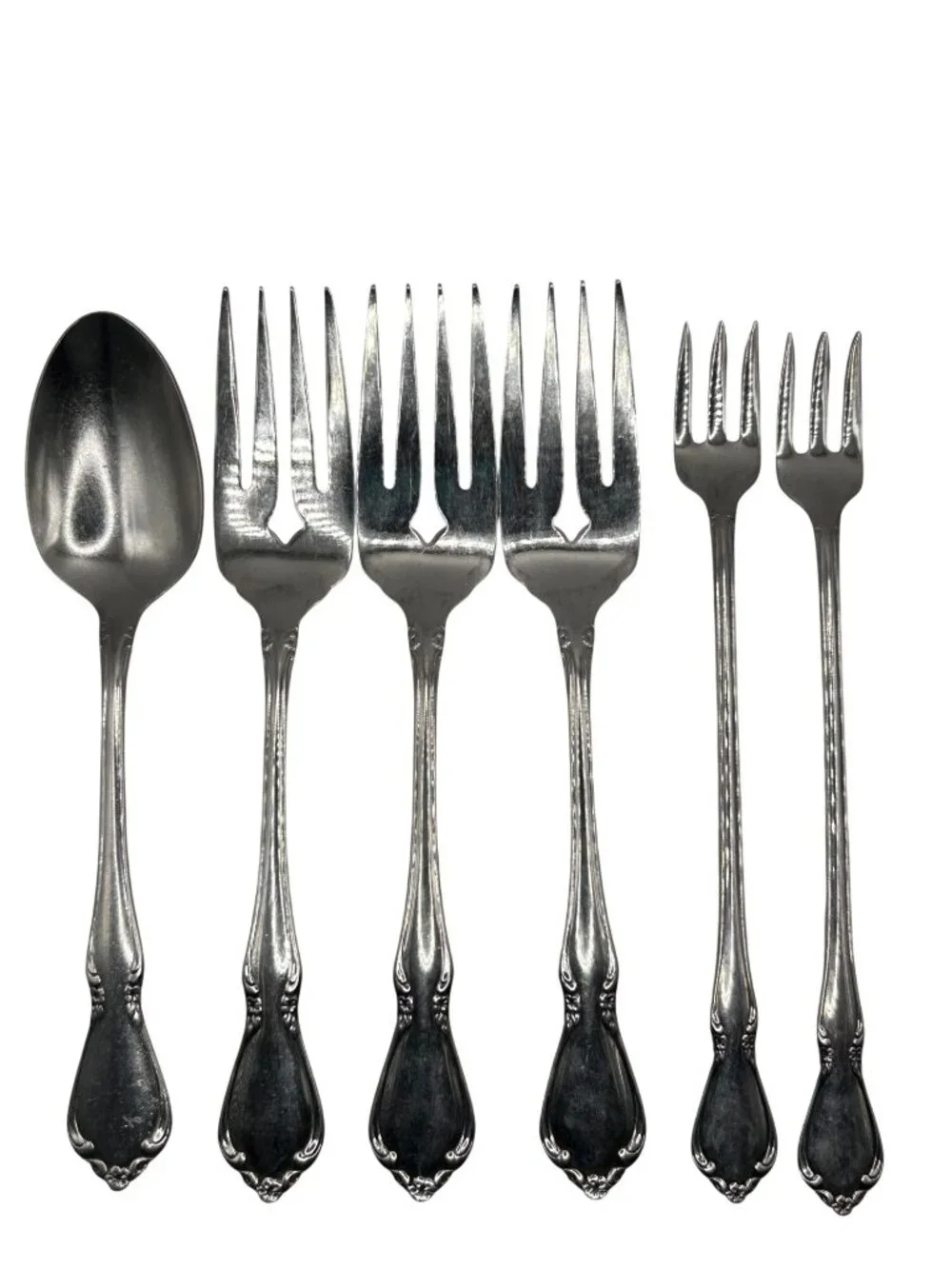 Oneida Silver Chateau Stainless Glossy Flatware replacement Set - 6 Pieces silve